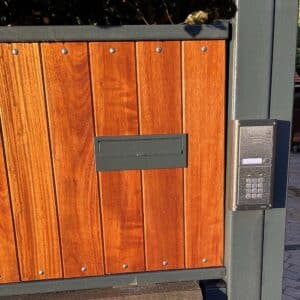 Letterbox For Gates & Fences Outdoor Rear Access Gatehouse W3 Grey Front Letterbox For Gates & Fences Outdoor Rear Access Gatehouse W3 Grey Front