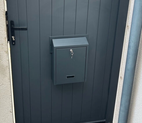 Letterbox For Gates & Fences External Rear Access Gatehouse W3 with Trim Grey