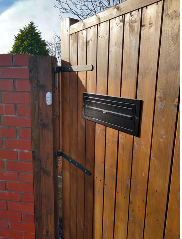 gate mounted post box with external trim