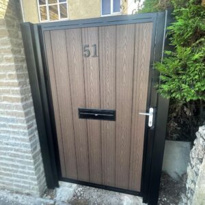 Gate Letterbox Outdoor Rear Access Gatehouse W3-1 Black Variant Large Letterbox W3 1