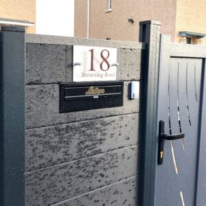 Gate Letterbox Outdoor Rear Access Gatehouse W3-1 Black with No Trim Large Post Box W3 1
