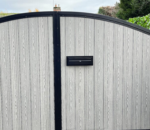Large Letterbox For Gates & Fences Rear Access Gatehouse W3-4 Black Front