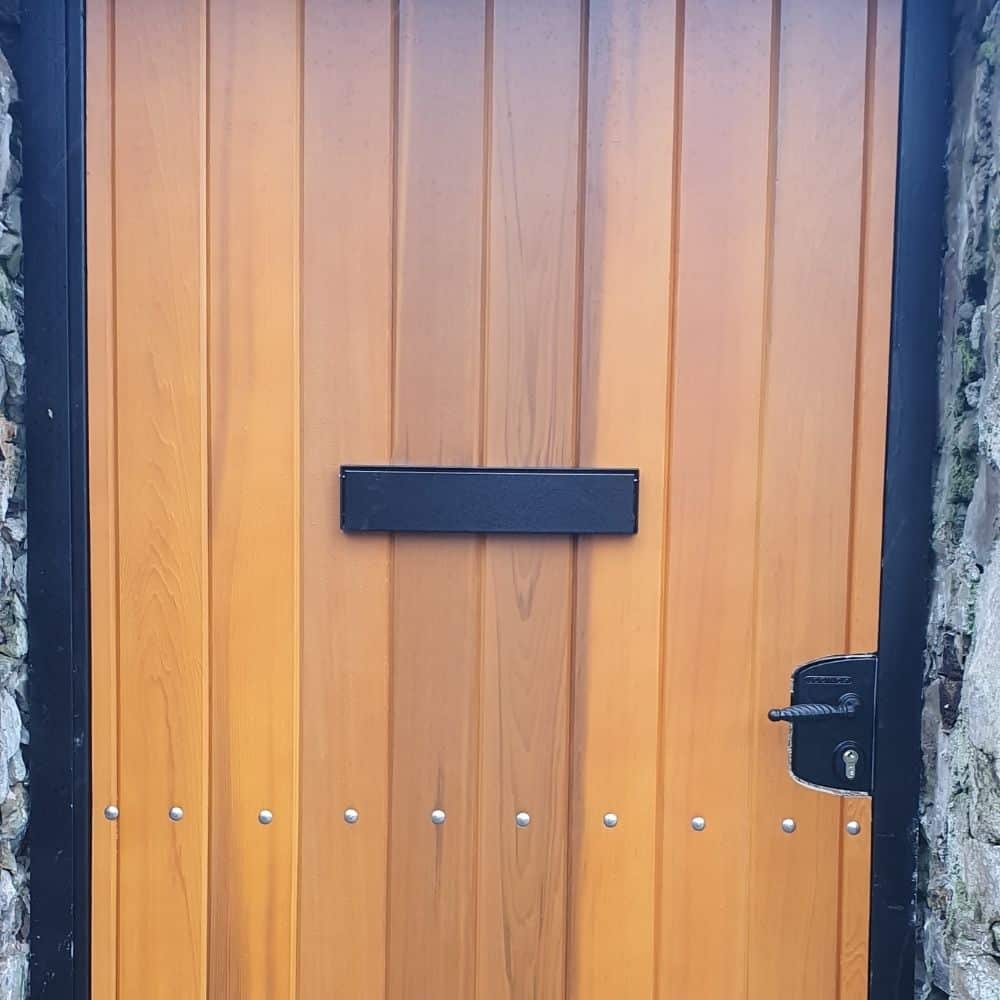 Wall Mounted Post Box W3 6