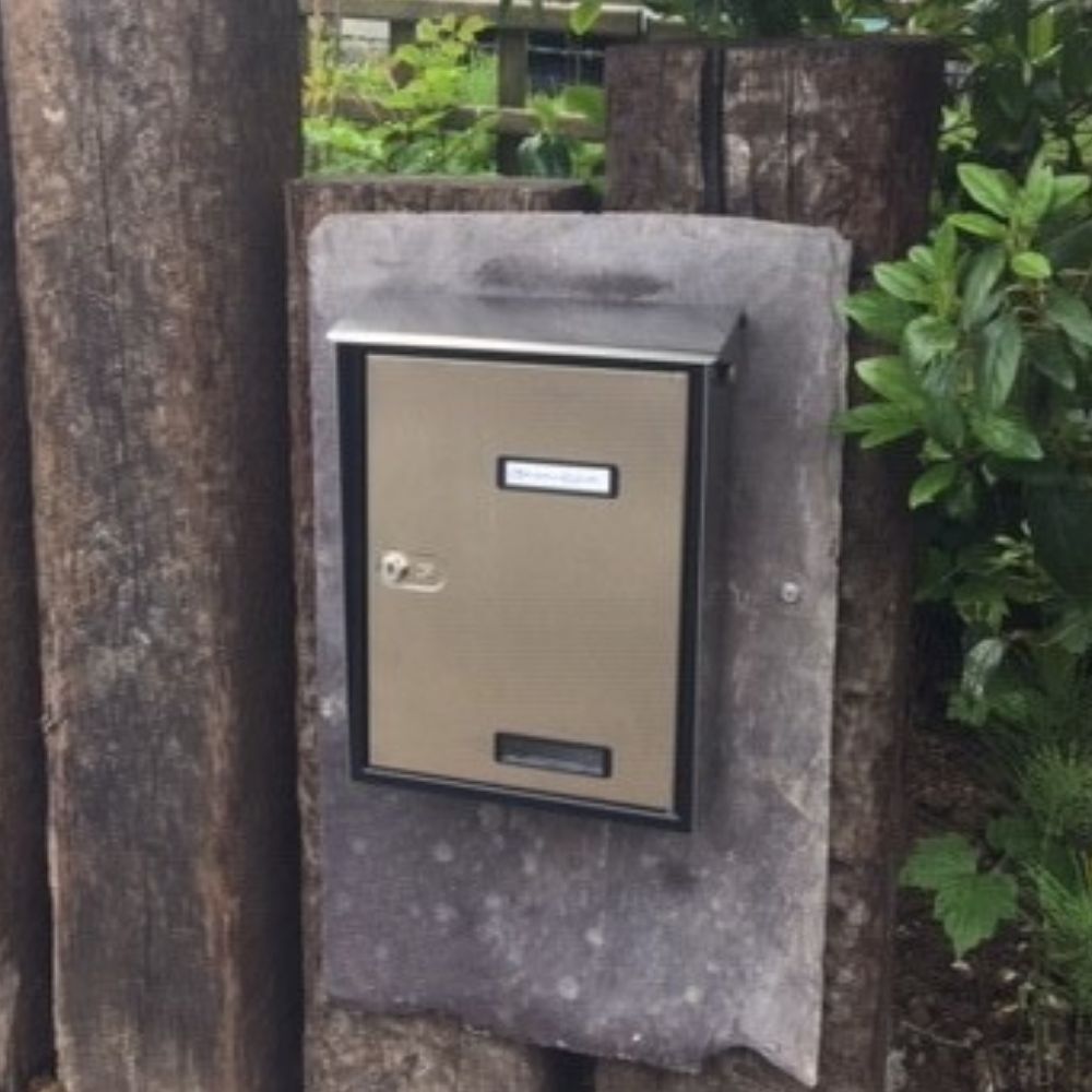 Wall Mounted Stainless Steel Post Box S90