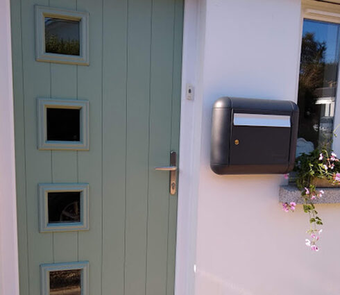 Wall Mounted Letterbox Sole