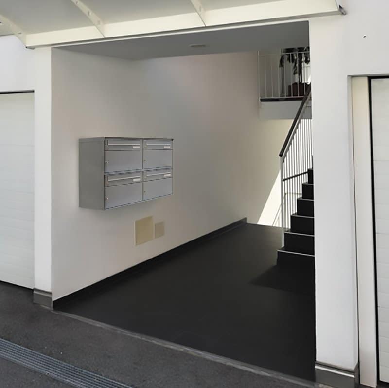 wall mounted parcelbox front and side view