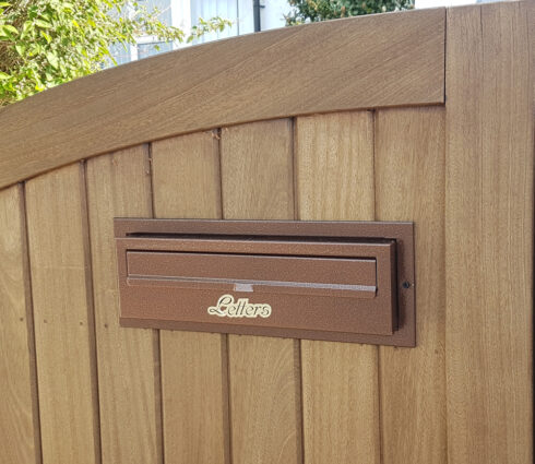 Rear Access Large Letterbox For Gates & Fences W3-4 plus Trim