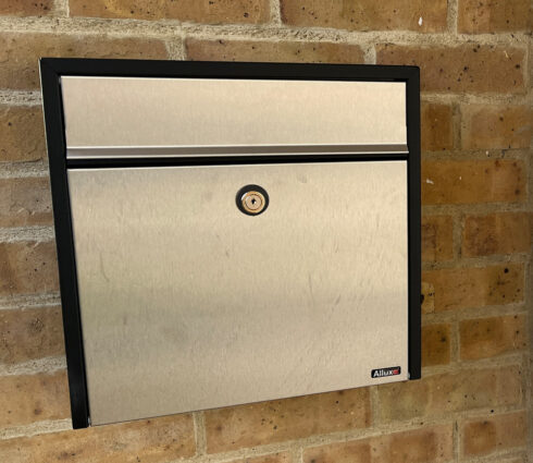 Wall Mounted Letterbox Allux 250