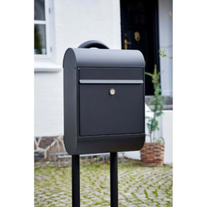 Free standing post boxes