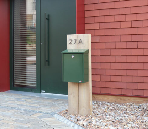 Wall Mounted Letterbox Allux 200 Green Lifestyle Image