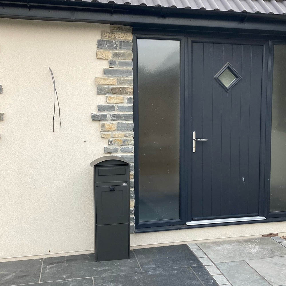 Outdoor Parcel Boxes Lovisa Grey