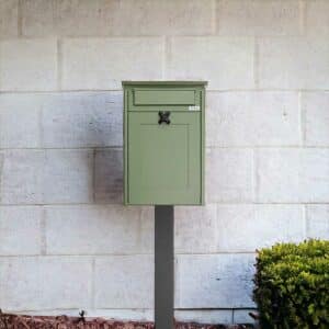 Pole Mounted Outdoor Post Box Albert Pole Mounted Outdoor Post Box Albert