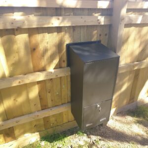 Through The Wall Large Parcel Box Sigma Paco Black Lifestyle Photo 2 Through The Wall Large Parcel Box Sigma Paco Black Lifestyle Photo 2